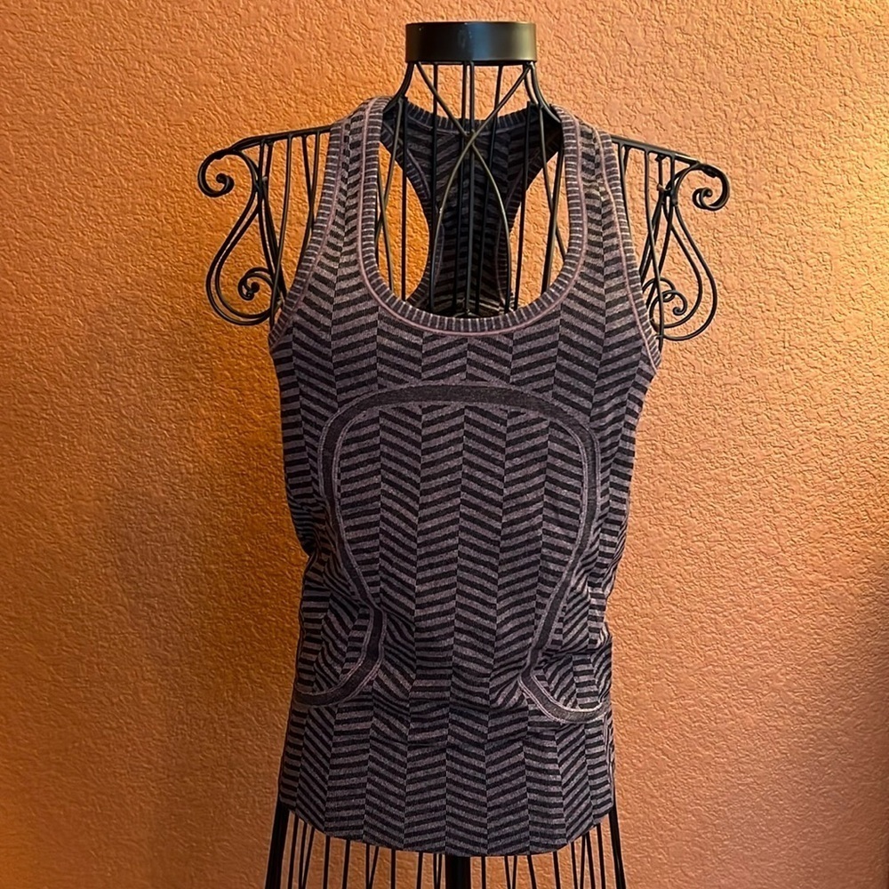 Lululemon Run: Swiftly Tech Racerback-Size 4